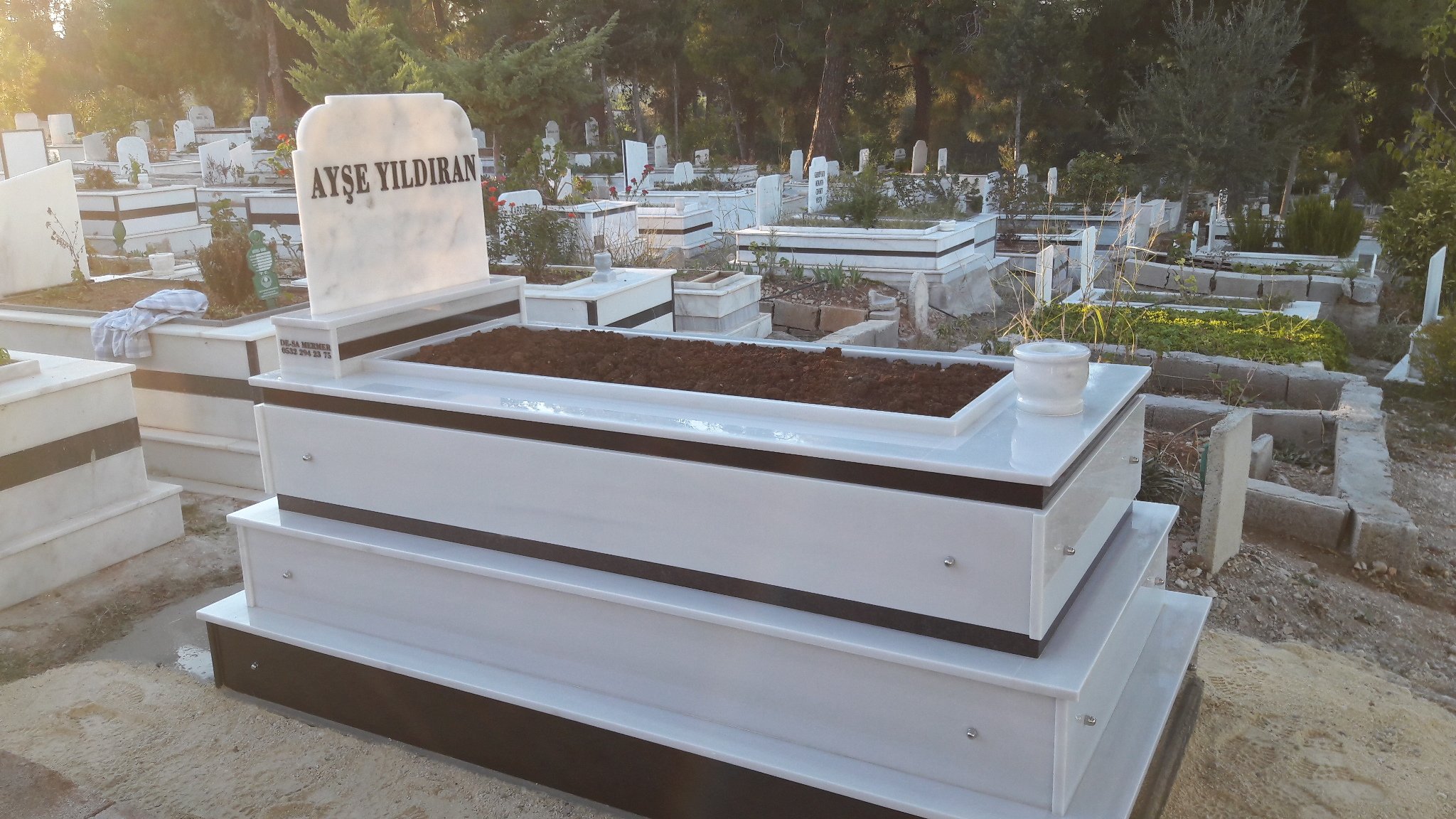 Mersinde Mezar İmalatında 1 Numara DESA MERMER